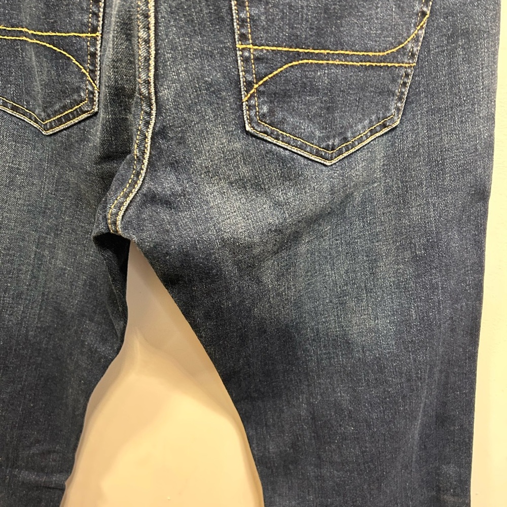 Jean - Picture 6 of 9